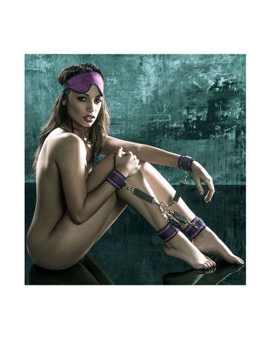 187996 - Bond Deluxe Cuff And Blindfold Kit - Just for you desires
