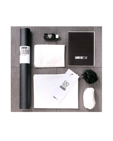 188017 - Love Is Art Black - Just for you desires