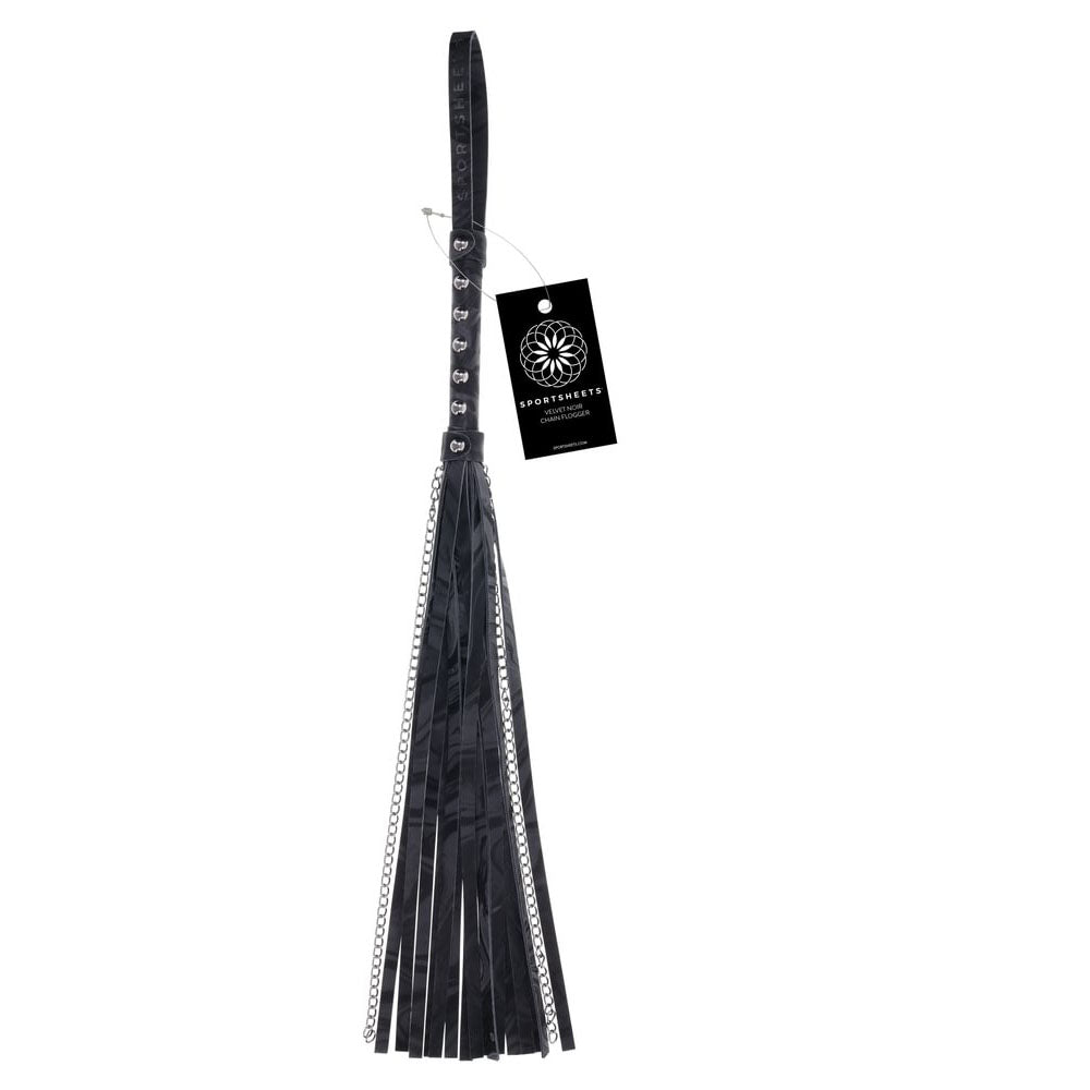 SPORTSHEETS Velvet Noir Chain Flogger - Black 43 cm Flogger Whip - Just for you desires